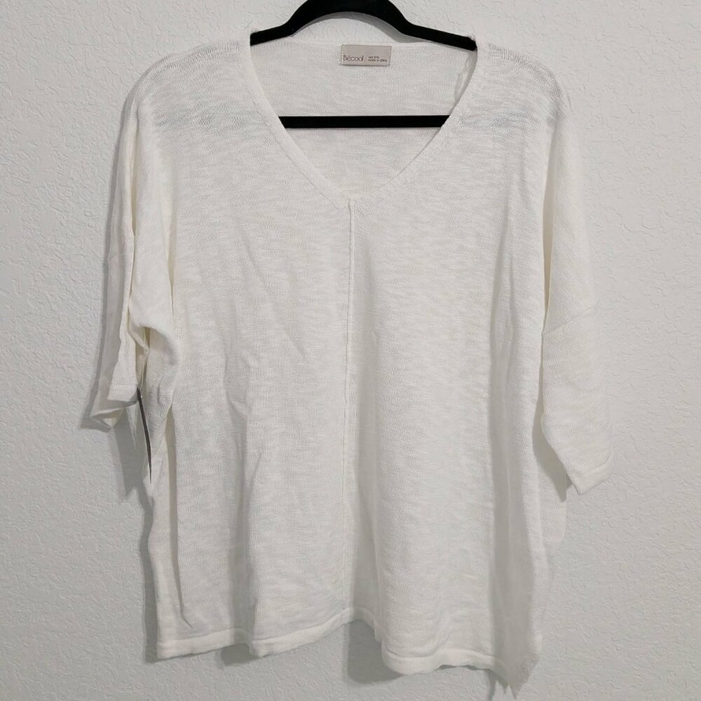 becool Women's The Quiet Comfort Top White NWT (Size S/M)